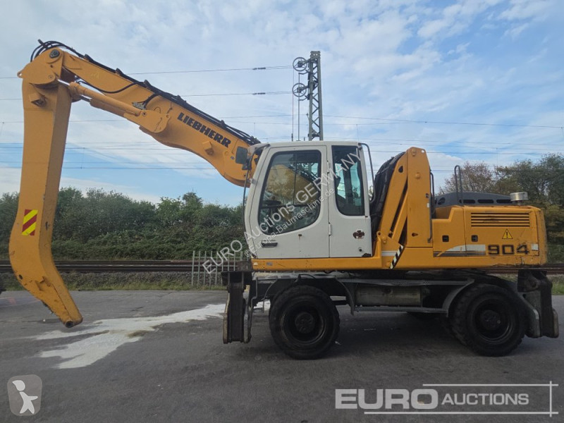 Excavadora Liebherr A904C