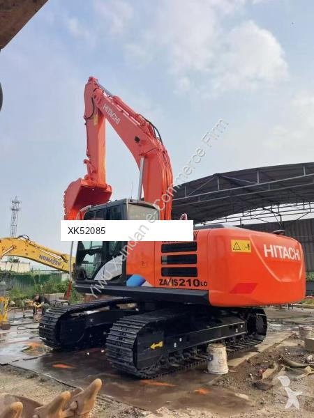 Pelle Hitachi 5G