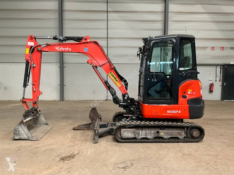 Graafmachine Kubota 0374
