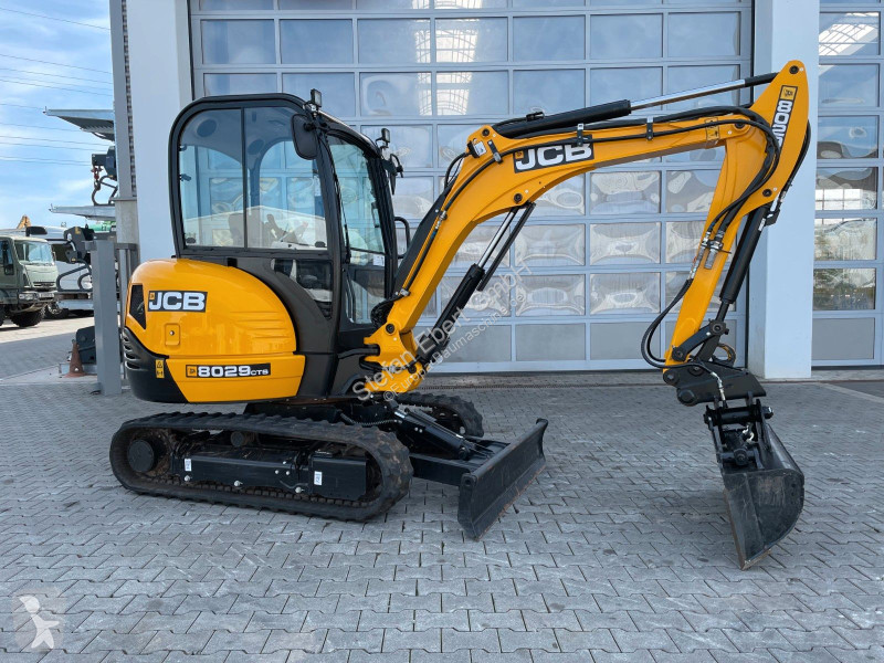 Excavadora JCB 9 CT / 151h / 2023 / Inkl....