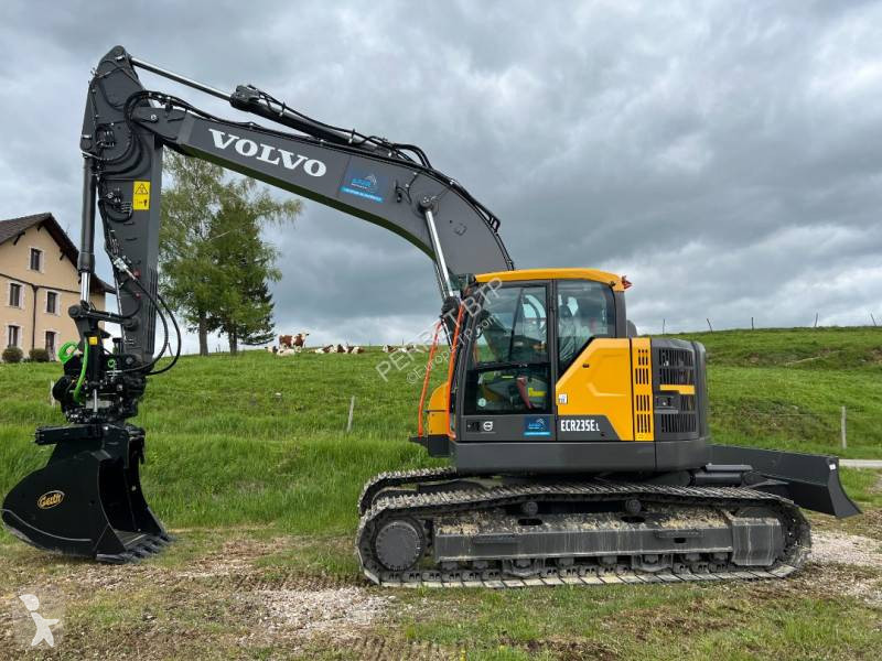 Excavadora Volvo