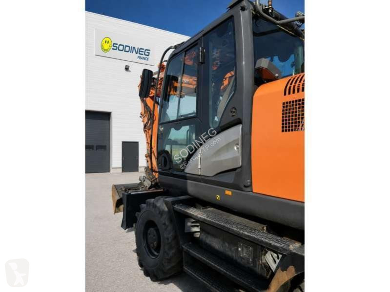 Екскаватор Hitachi ZX140W-6