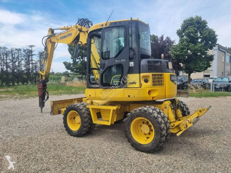 Екскаватор Komatsu