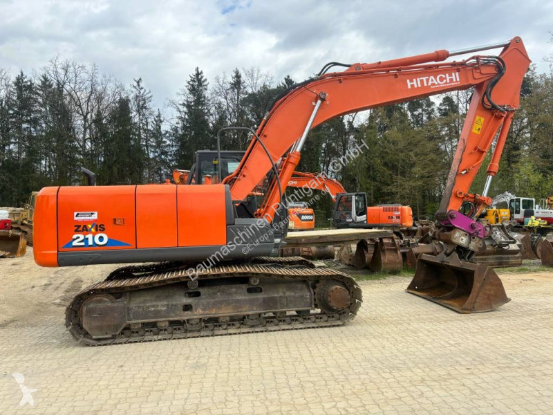 Екскаватор Hitachi 2103