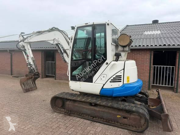 IHI 65VX2 excavator