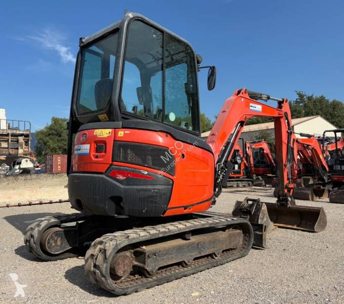 Екскаватор Kubota