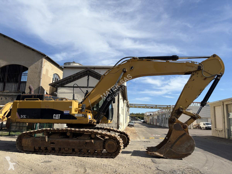 Escavadora Caterpillar