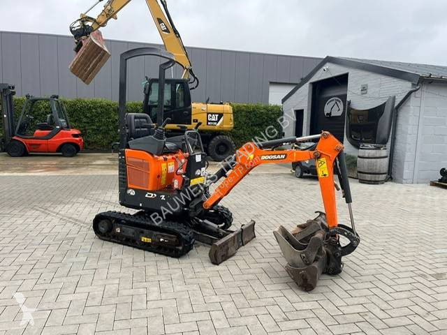 Graafmachine Doosan DX 10 Z