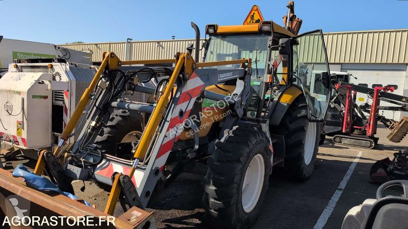 Renault DIVERS excavator