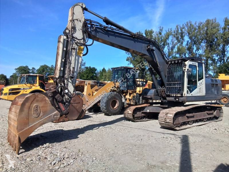 Escavadora Komatsu PC210LC-11E0