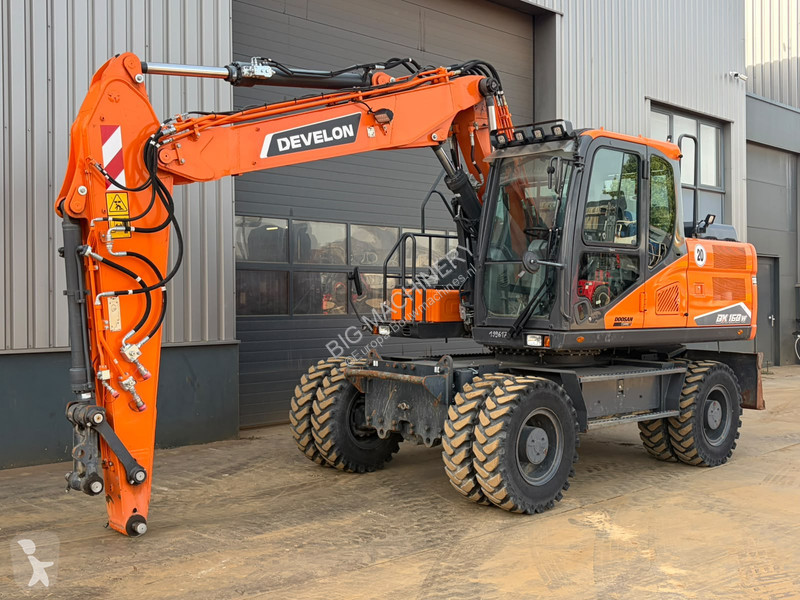 Graafmachine Develon DX160W-7