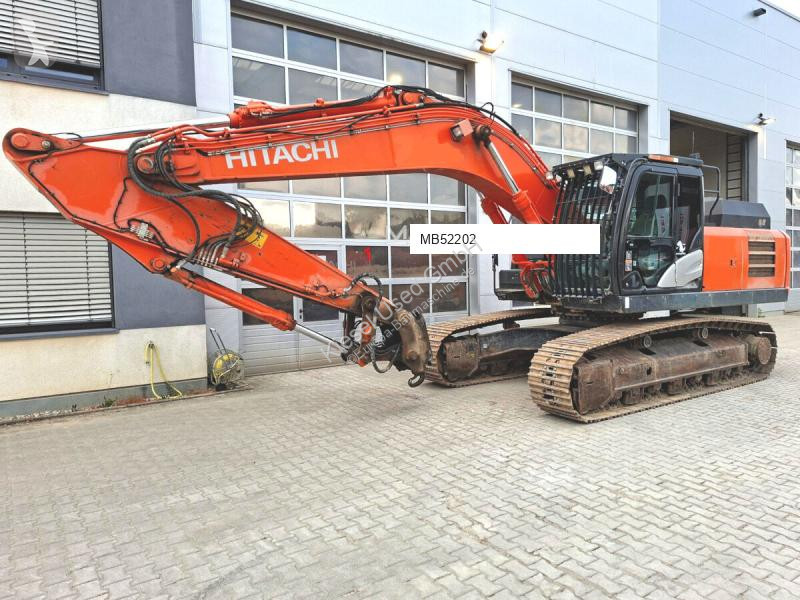 Экскаватор Hitachi