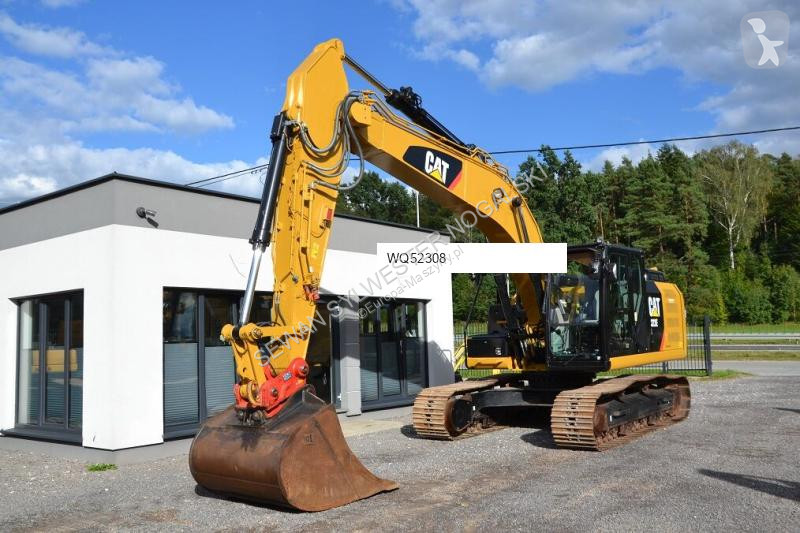 Escavadora Caterpillar 323E