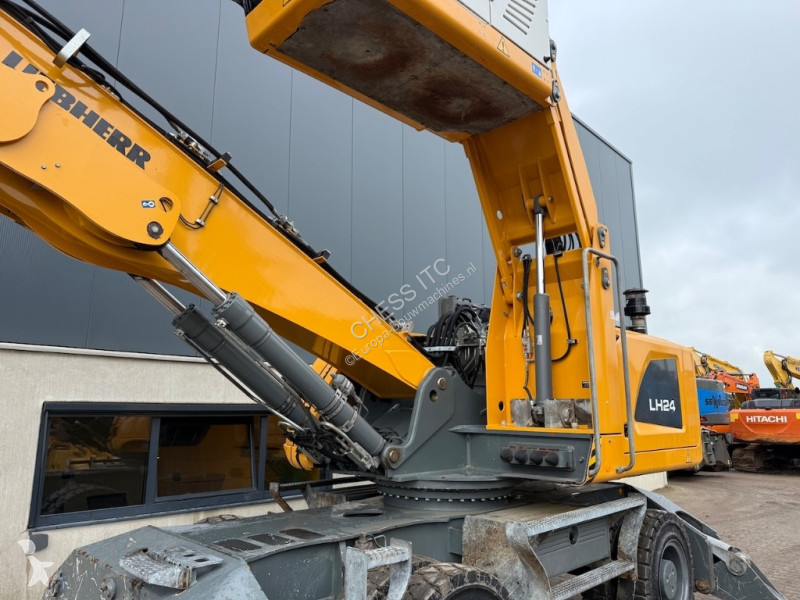 Экскаватор Liebherr 24 M - 24 - 24M - 24M