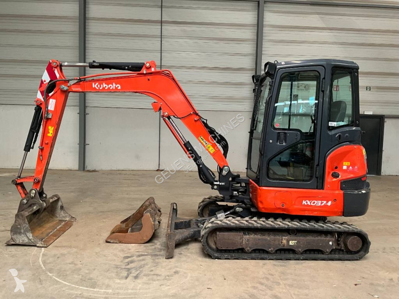 Kotrógép Kubota 0374