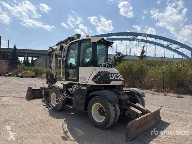 Экскаватор JCB  HD110WT 4F