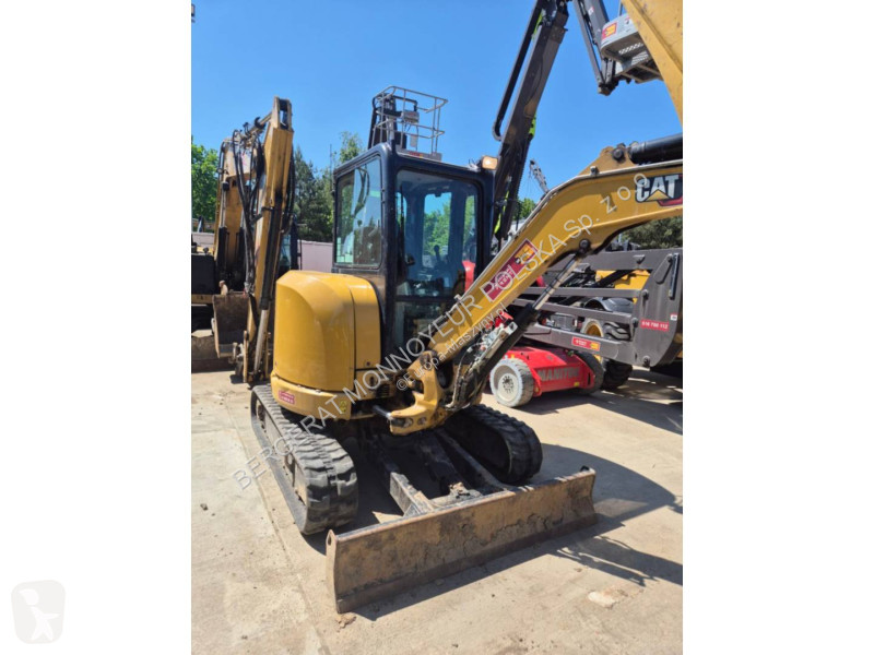 Escavadora Caterpillar 303.5E2CR