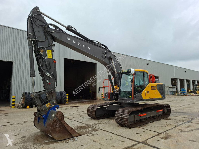 Pelle Volvo EC230FL5