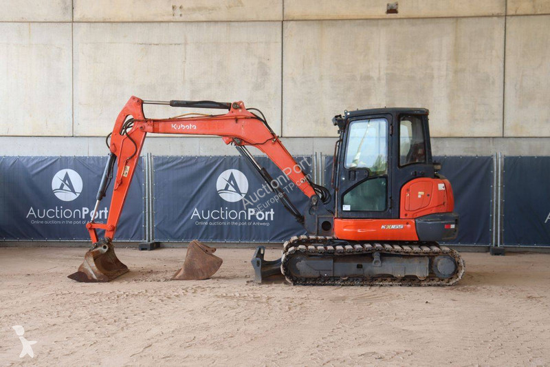 Excavadora Kubota KX165-5