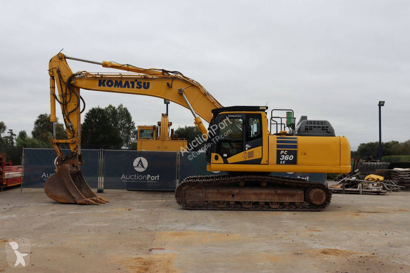 Excavadora Komatsu LC-11