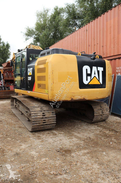 جرافة Caterpillar 320FL