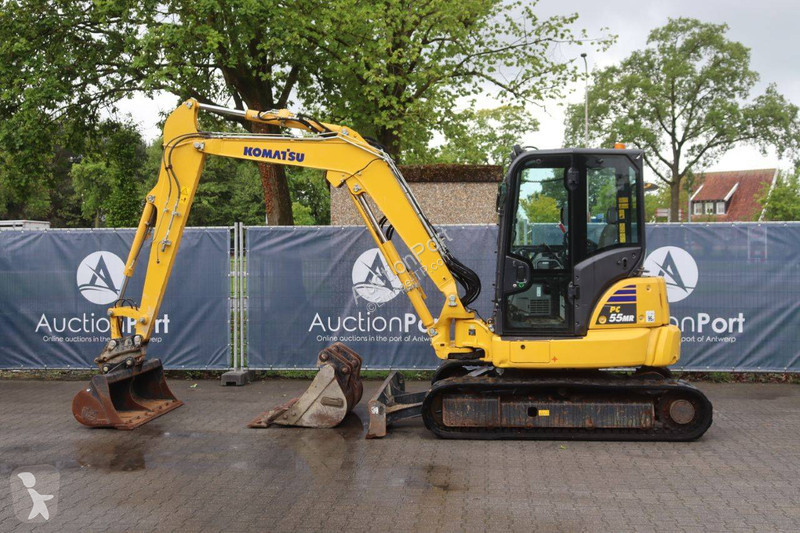 Excavadora Komatsu PC55MR-5E0