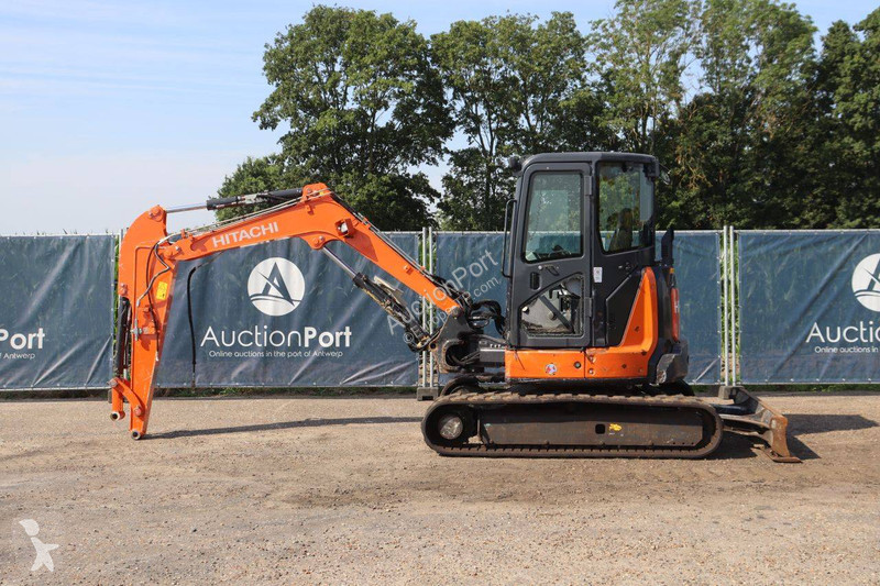 جرافة Hitachi ZX48U-5A CLR