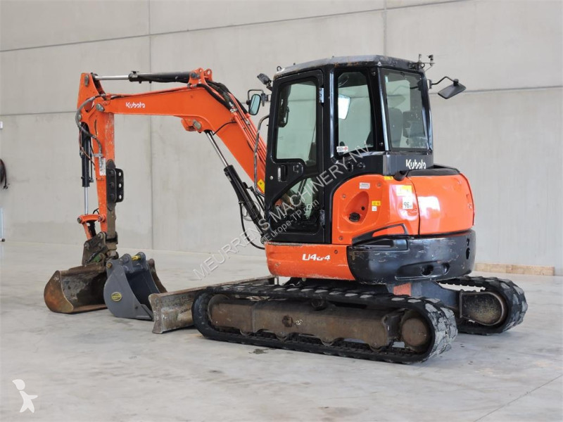 جرافة Kubota U48-4