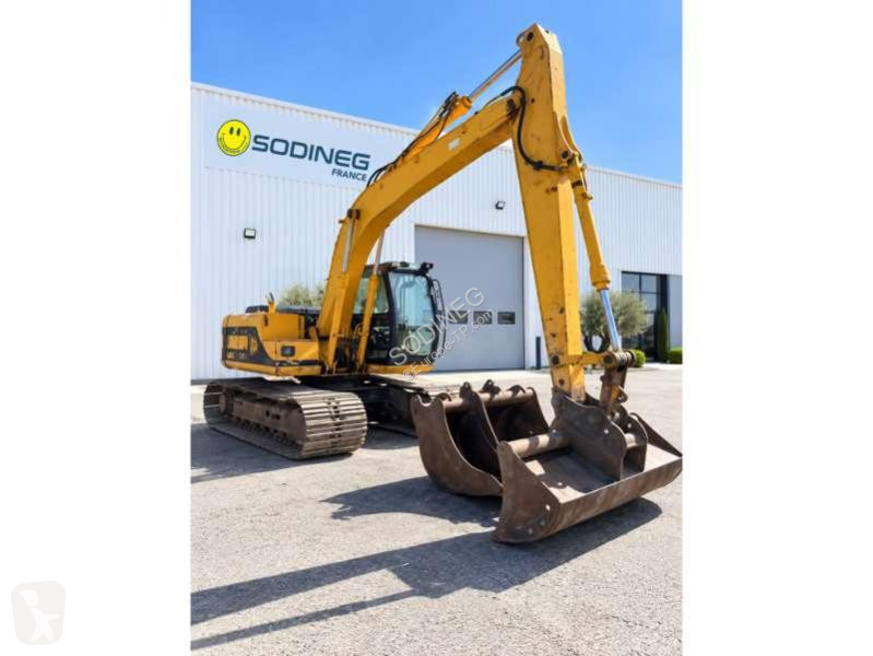 Pelle JCB