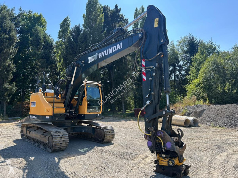 Pelle Hyundai  HX235A LCR