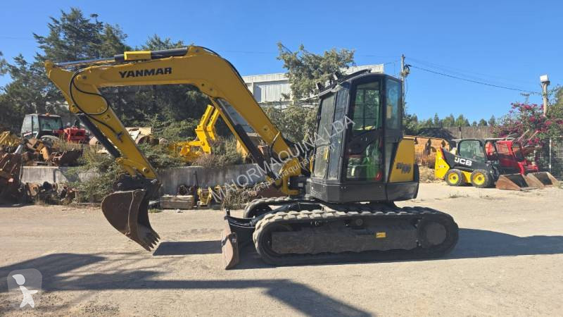 جرافة Yanmar