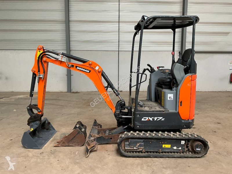 Skovel Doosan DX 17 Z