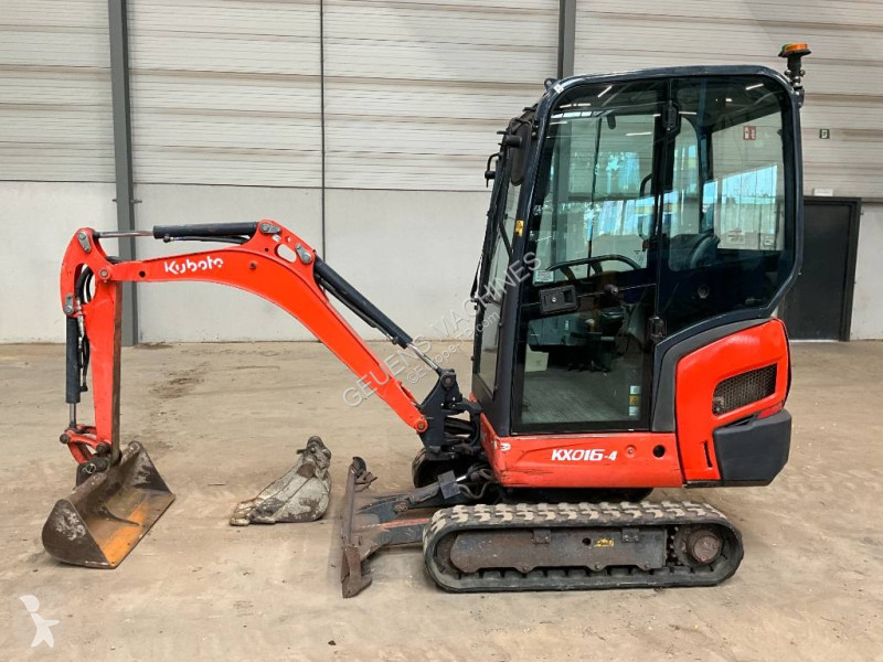 جرافة Kubota 0164