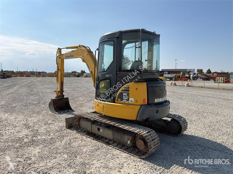 جرافة Komatsu