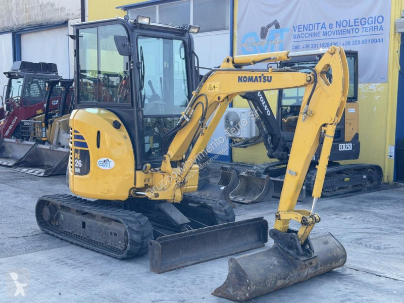 جرافة Komatsu