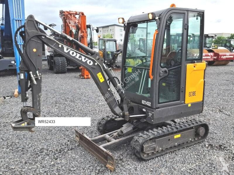 جرافة Volvo EC18E