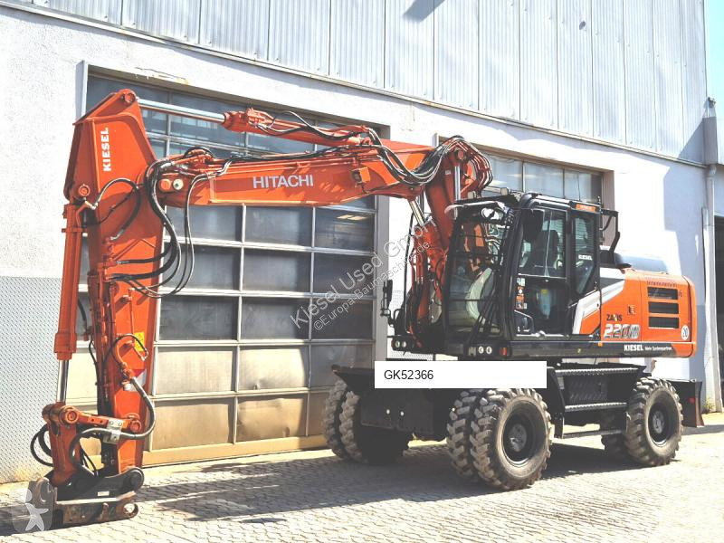 جرافة Hitachi ZX220W-7