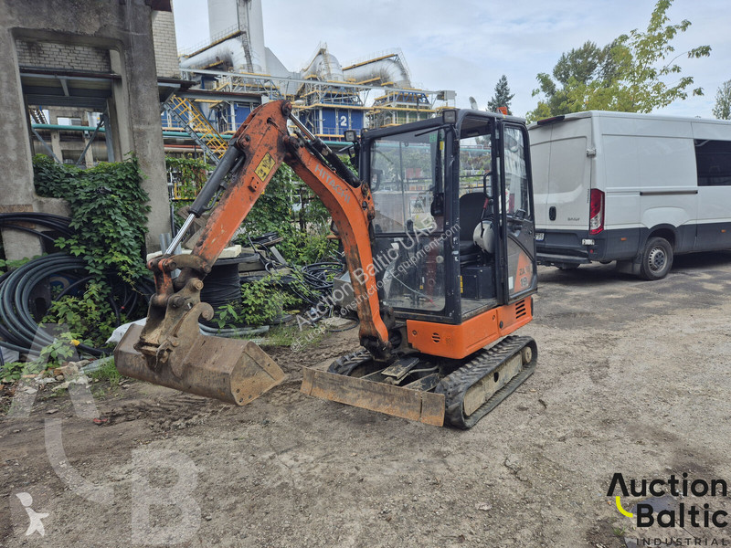 جرافة Hitachi ZX19-5A CR