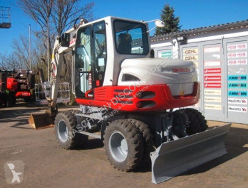 جرافة على عجلات Takeuchi
