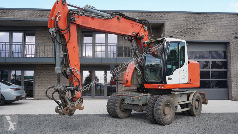 جرافة Liebherr
