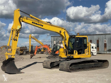 Komatsu lánctalpas kotrógép