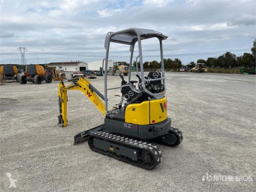 جرافة صغيرة Wacker Neuson