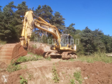 جرافة مجنزرة Komatsu