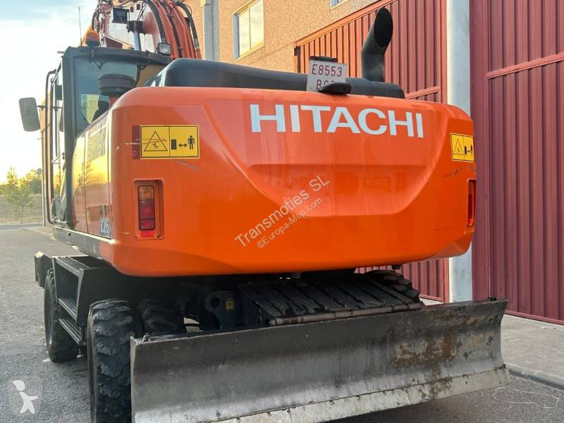 Skovel Hitachi ZX220