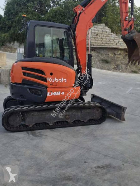 Skovel Kubota u48-4