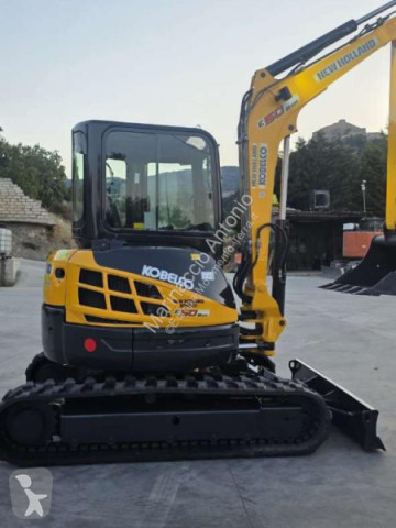 Miniexcavadora New Holland
