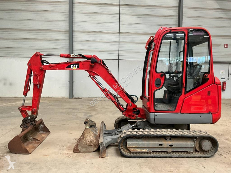 Skovel Caterpillar 3024
