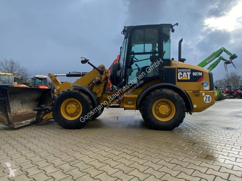 Skovel Caterpillar 907 M