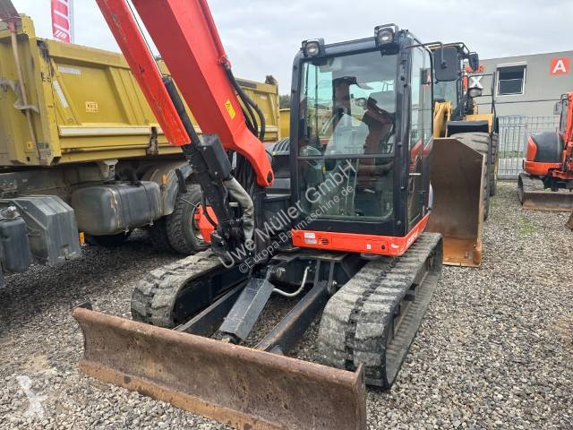 Skovel Kubota 0804 alpha / AC / 37.500 EUR