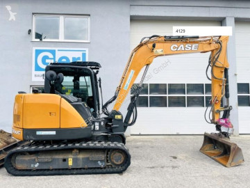Miniexcavadora Case